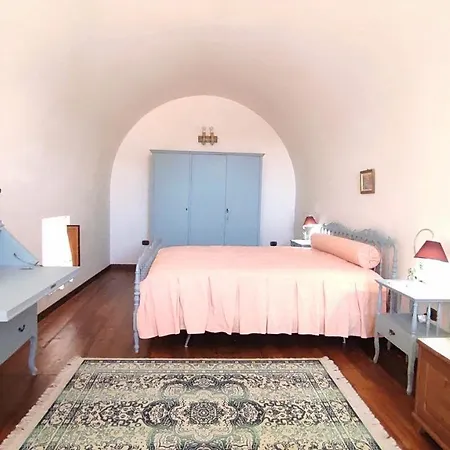 Casa Ciccone Cardone * Locorotondo